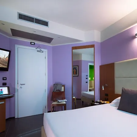 Four Points Flex By Sheraton Airport 4*