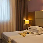 Four Points Flex By Sheraton Airport 4*