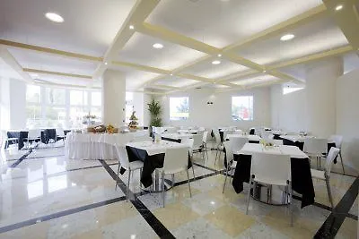 Four Points Flex By Sheraton Airport 酒店 4*