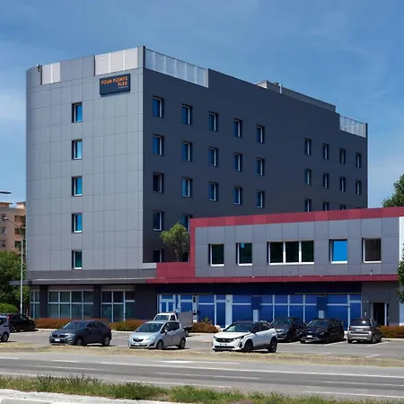 Hotel Four Points Flex By Sheraton Airport 4*