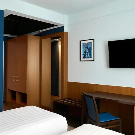 Four Points Flex By Sheraton Airport Hotel 4*