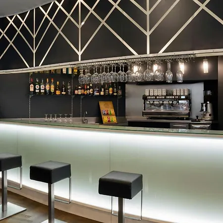 Four Points Flex By Sheraton Airport Hotel 4*