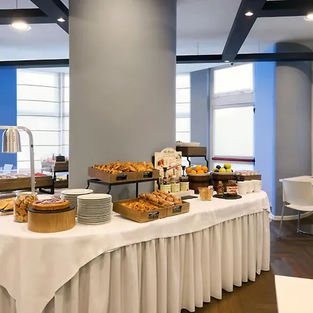 Four Points Flex By Sheraton Airport
