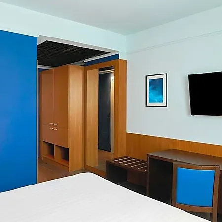 Four Points Flex By Sheraton Airport 4* Boloňa