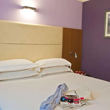 Four Points Flex By Sheraton Airport 酒店 4*