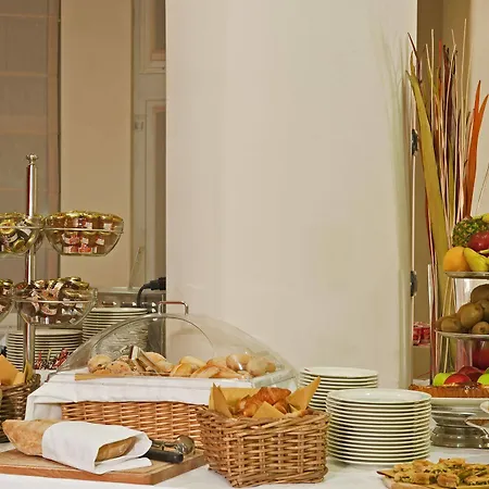 Four Points Flex By Sheraton Airport Hotel