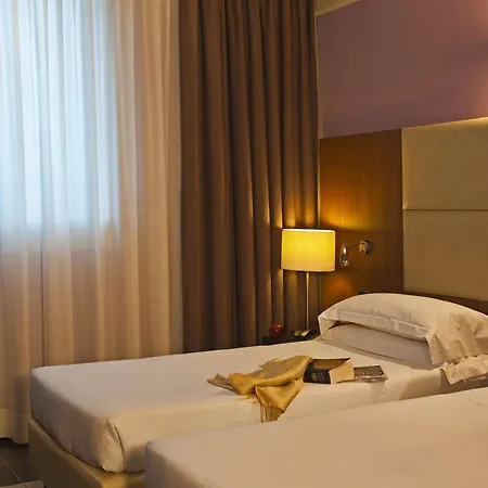 Four Points Flex By Sheraton Airport 4*